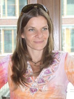 Portrait Bettina R&ouml;ntgen-Vogelbein